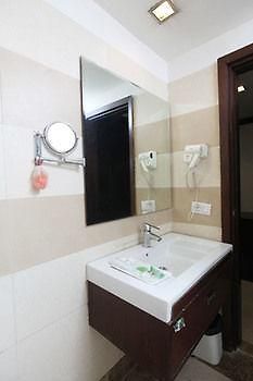 Oyo Rooms Malviya Nagar Market New Delhi Luaran gambar